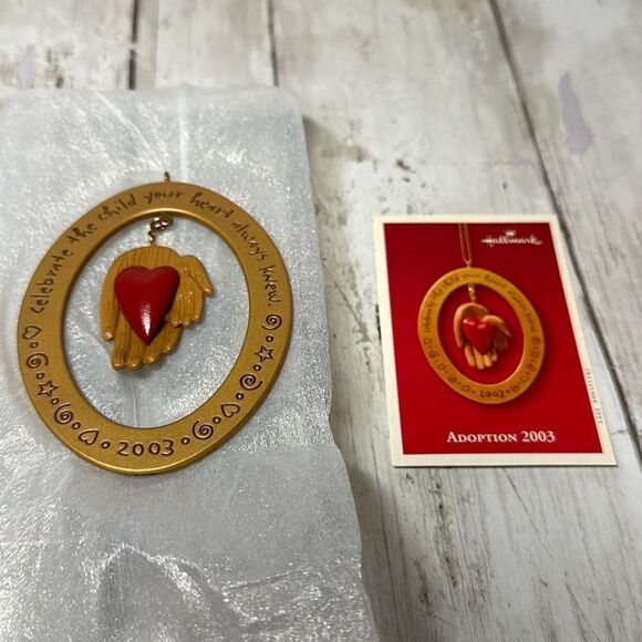 Hallmark Ornament 2003 Adoption Celebrate the Child your Heart always knew - Picture 3 of 4